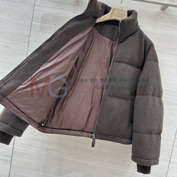 ���� �η�**�� �ٿ� �е� LP434205-2