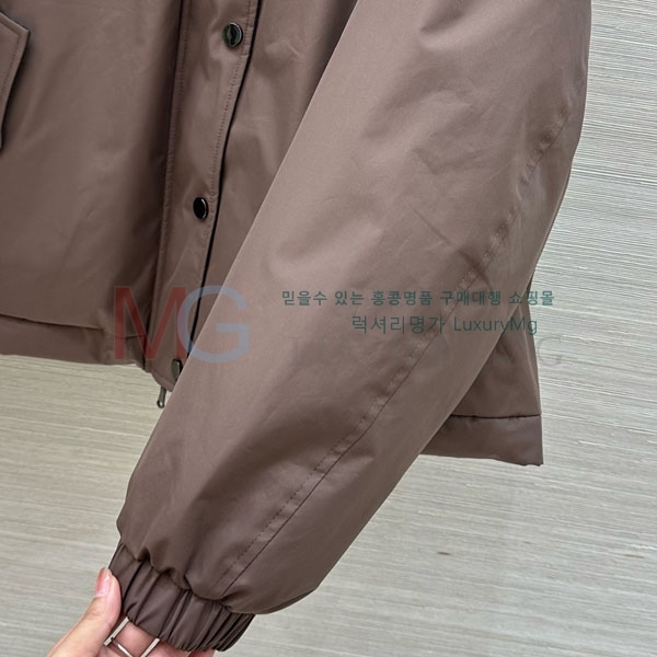 ���� ���ڷ� ��ġ�ڸ� �ٿ� �е� BC52343250-10