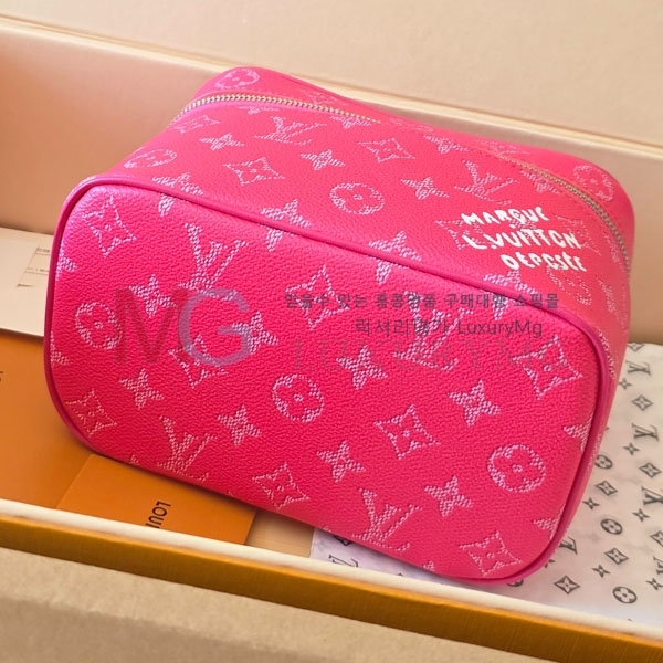 ���̺��� �Ͻ� �̴� ����Ƽ ���̽� M26889-1