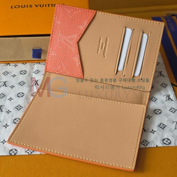 ���̺��� �н���Ʈ Ŀ�� �������� M26831-2