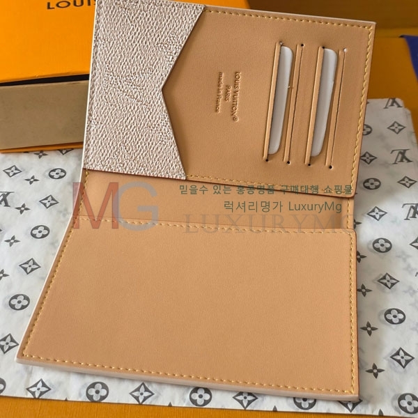 ���̺��� �н���Ʈ Ŀ�� �������� M26831-5