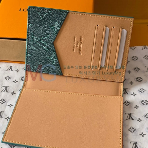 ���̺��� �н���Ʈ Ŀ�� �������� M26831-6