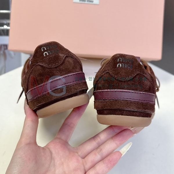 ���� �̿�̿� ����Ŀ�� MI3378924-3