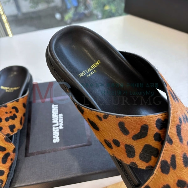 ���� ���ζ� ������ YSL886990