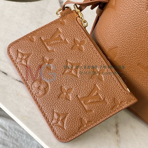 ���̺��� ���� BB M28220-1