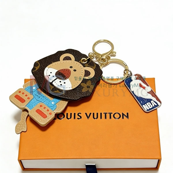 ���̺��� ŰȦ�� LV56088-11