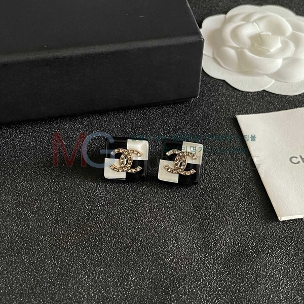 ��* �Ͱ��� CHA657808-12