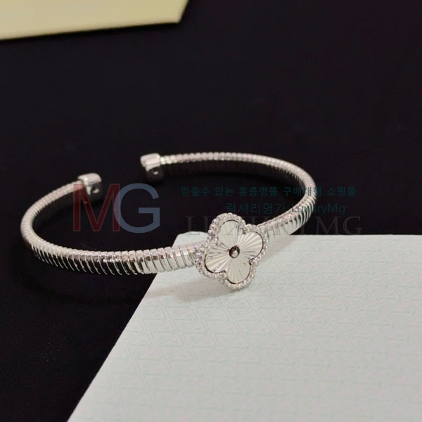 ��Ŭ���� �� ���� ���� VA45023-10