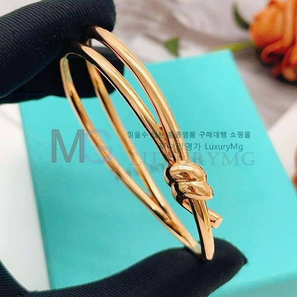 Ƽ�Ĵ� ���� �������� TF45608-4