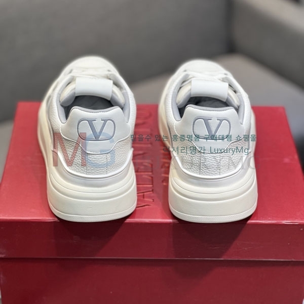  ���� �߷�Ƽ�� ����Ŀ�� V6A36605-14