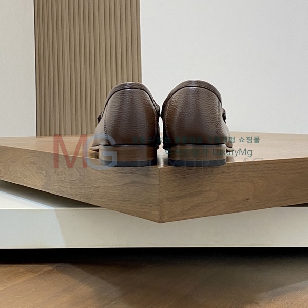 ���� ���� ����/���� GG1800036-1