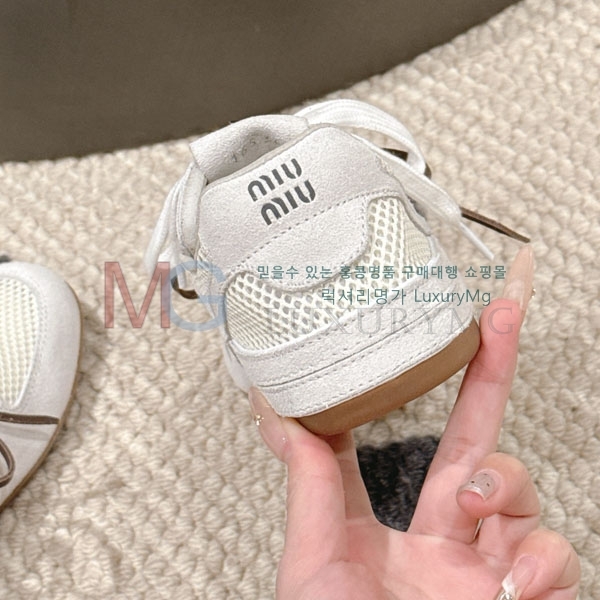 ���� �̿�̿� ����Ŀ�� 1M622810-1