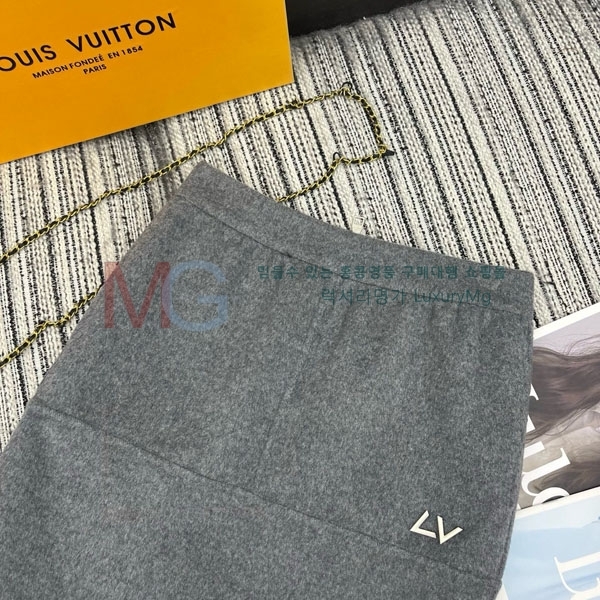 ���� ���̺��� ��ĿƮ LV565704-1