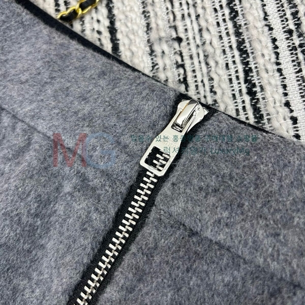 ���� ���̺��� ��ĿƮ LV565704-1