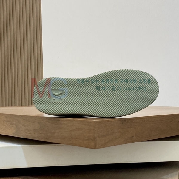 ���� ����*�� ����Ŀ�� LV611502