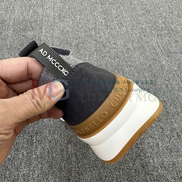 ���ڷ� ��ġ�ڸ� ����Ŀ�� BC771153-6