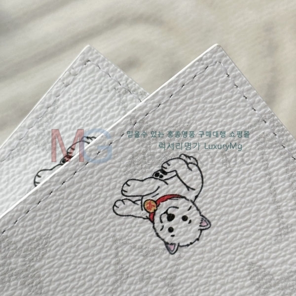 ���̺��� �н���Ʈ Ŀ�� M27083-50