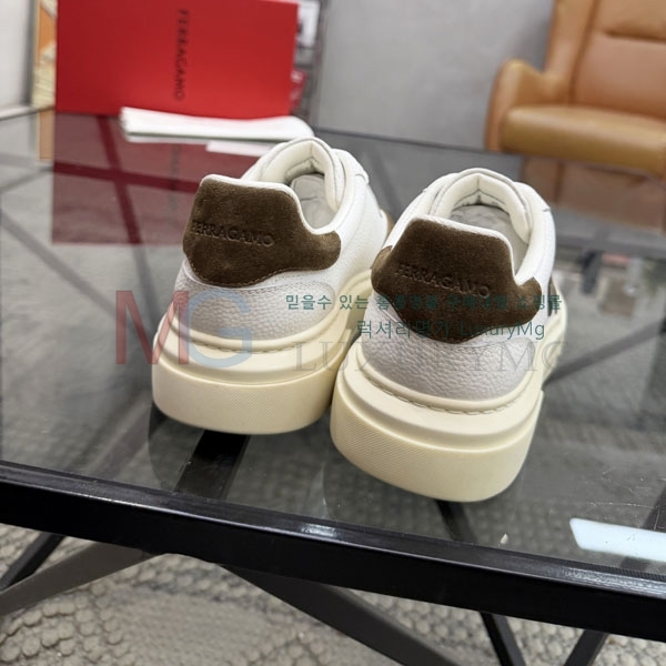 ���� �䷹���� ����Ŀ�� 3F66609-8