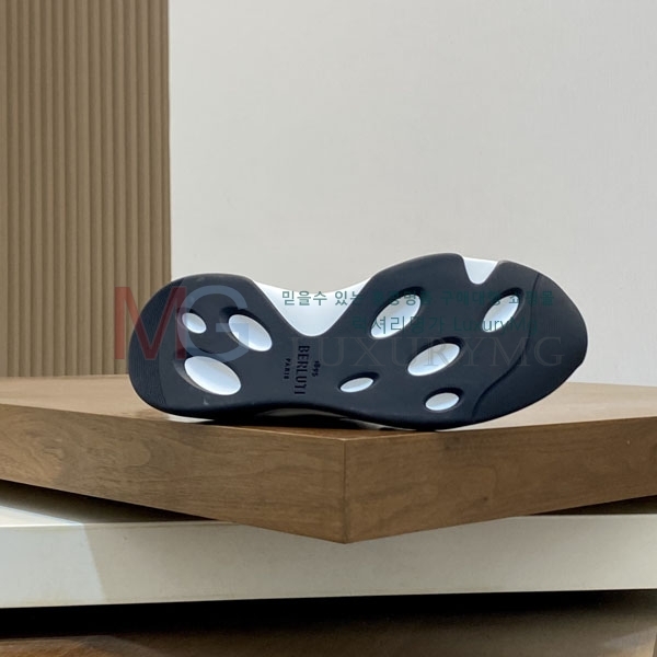 ���� ����Ƽ  ����Ŀ�� BT666501-1