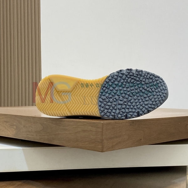 ���ڷ� ��ġ�ڸ� ����Ŀ�� BC775483-2