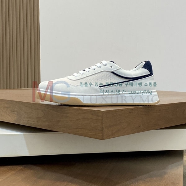 ���ڷ� ��ġ�ڸ� ����Ŀ�� BC775482-2