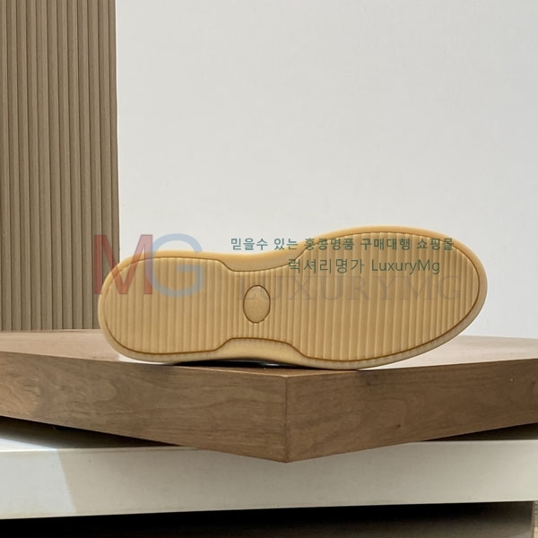 ���ڷ� ��ġ�ڸ� ����Ŀ�� BC775482-2