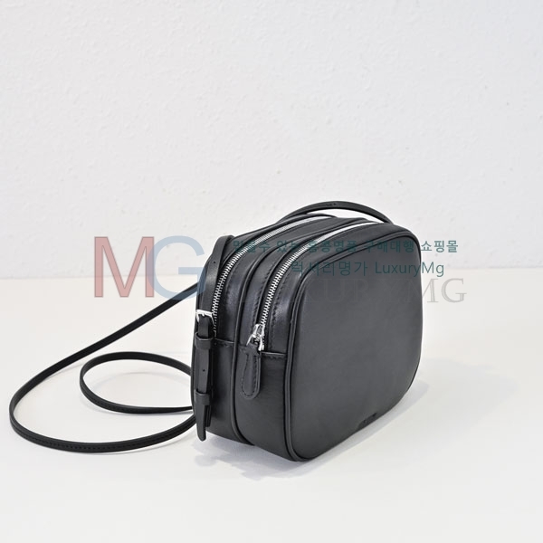 �� �ο� Ʈ���� 950100-1