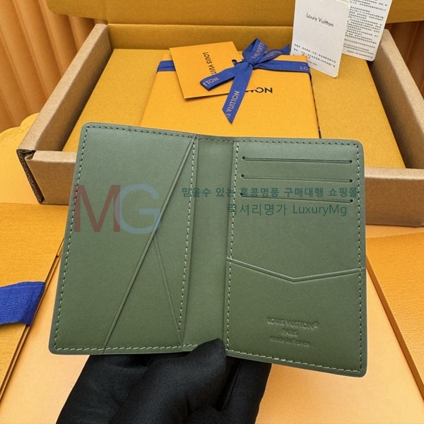 ���̺��� ���� ���ų����� M25950-54