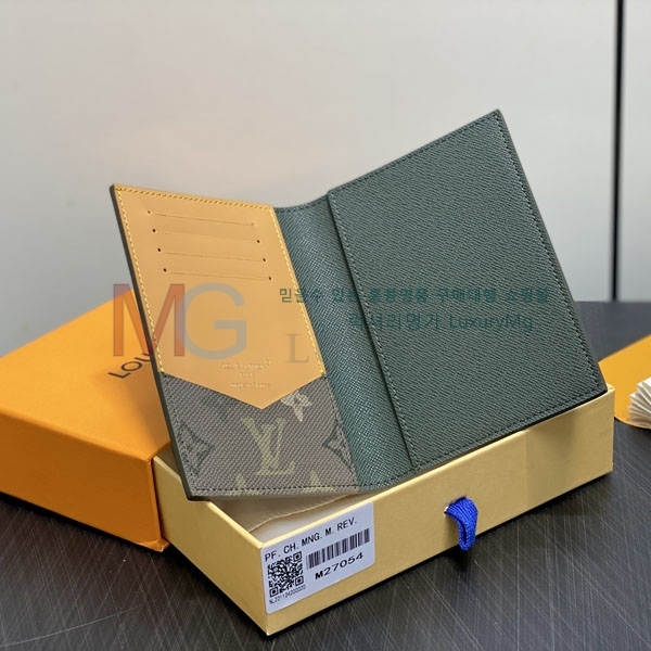 ���̺��� �н���Ʈ Ŀ�� �������� M27054-1