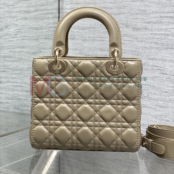 ��� ���� ���̵�� M078010-1