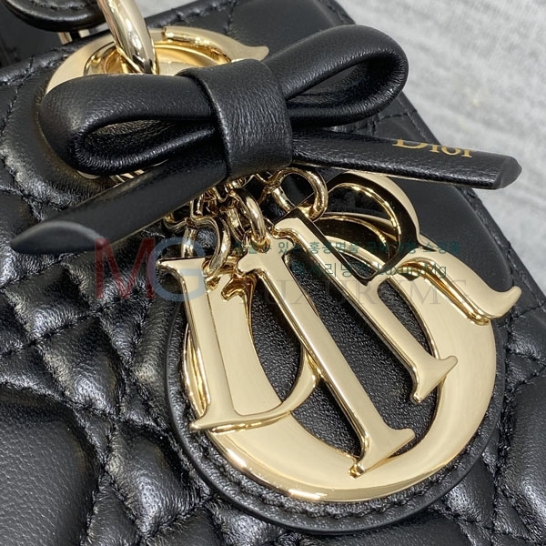 ��� ���� ���̵�� M078010-3