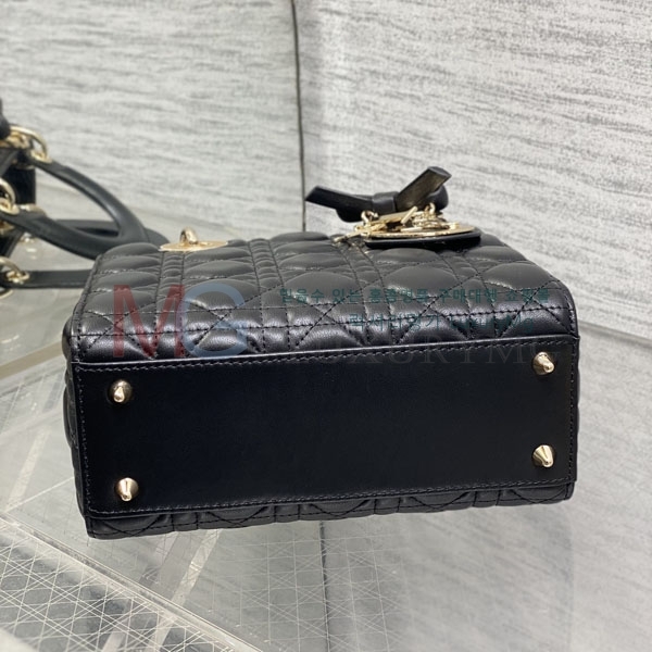 ��� ���� ���̵�� M078010-3