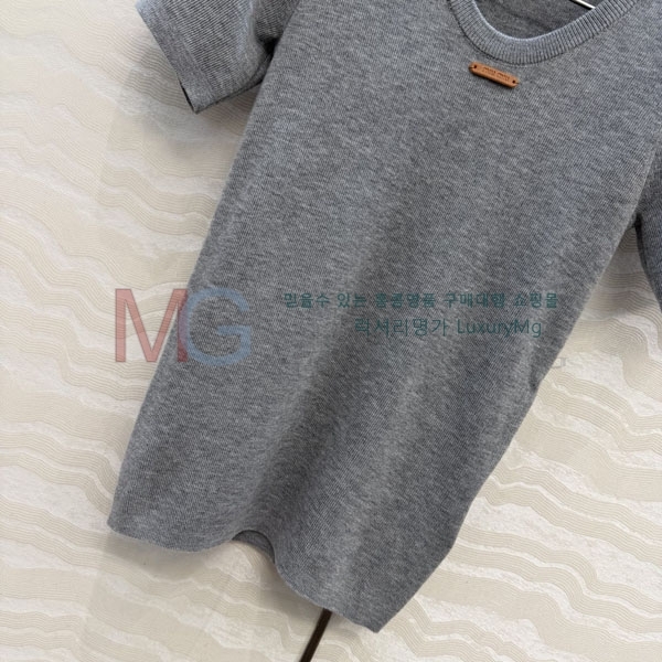 ���� �̿�̿� ���� Ƽ���� MU484650-9