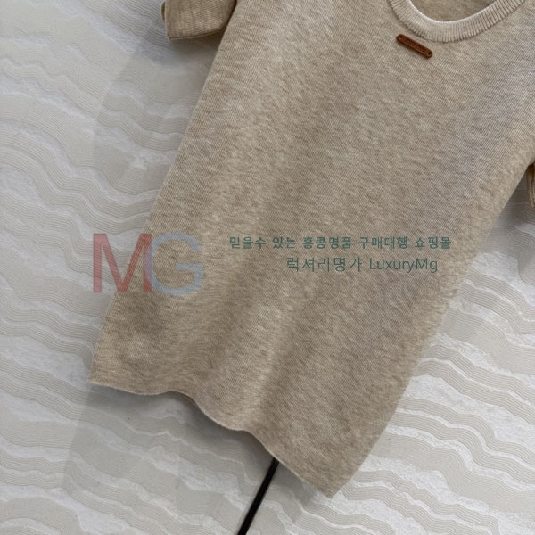 ���� �̿�̿� ���� Ƽ���� MU484650-7