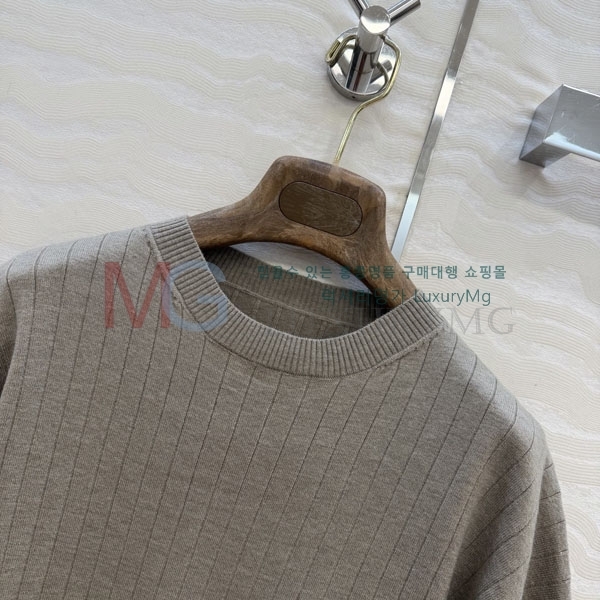 ���� �η�**�� ���� Ƽ���� LP345777-2