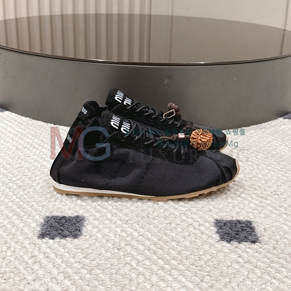 ���� �̿�̿� ����Ŀ�� MI528193-1