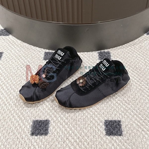 ���� �̿�̿� ����Ŀ�� MI528193-1