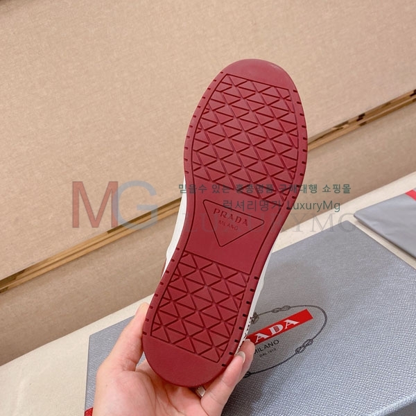 ���� ����� ����Ŀ�� P1A557703-9