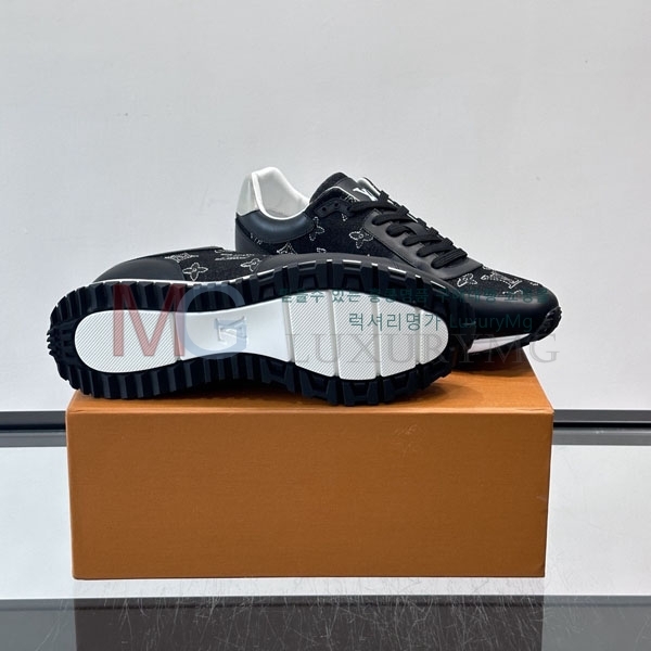 ����  ����*�� ����Ŀ�� LV764402-4