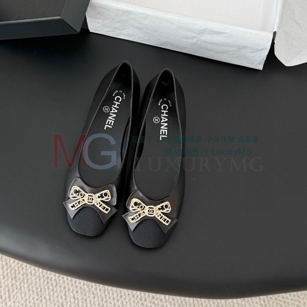 ���� ��*  �÷����� A7116602-1