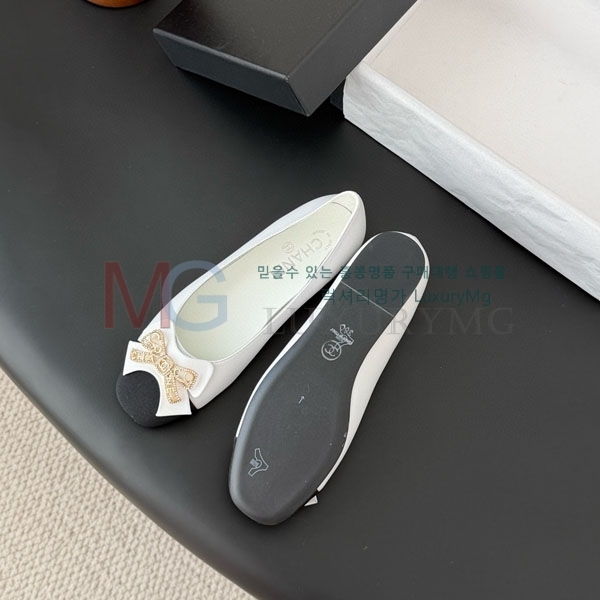 ���� ��*  �÷����� A7116602