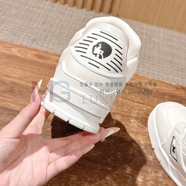 �������� ����*�� ����Ŀ�� LV618881