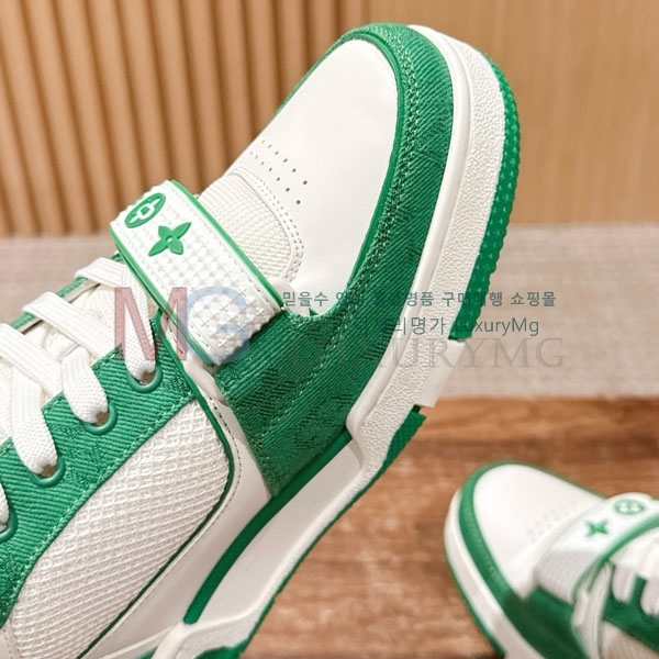 �������� ����*�� ����Ŀ�� LV618882-4