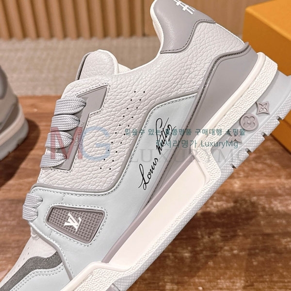 �������� ����*�� ����Ŀ�� LV618882-16