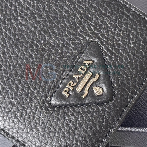 ����� ������ 2M0513-54