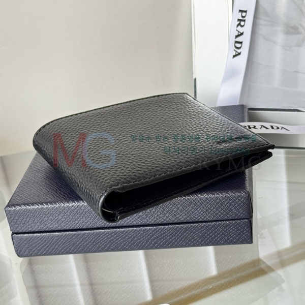 ����� ������ 2M0513-302