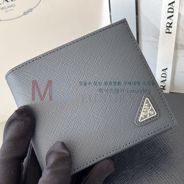 ����� ������ 2M0513-304