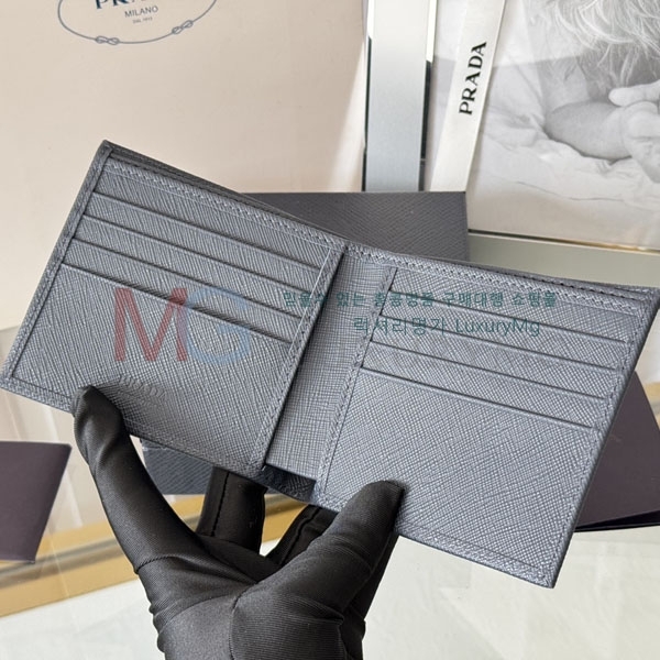 ����� ������ 2M0513-308