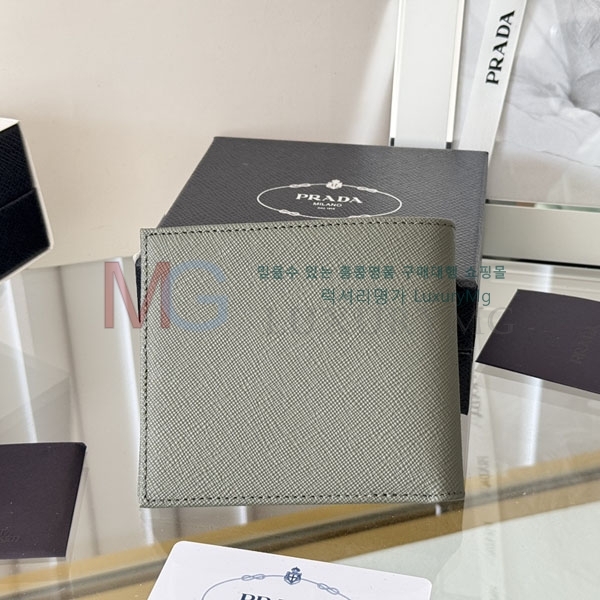 ����� ������ 2M0513-312