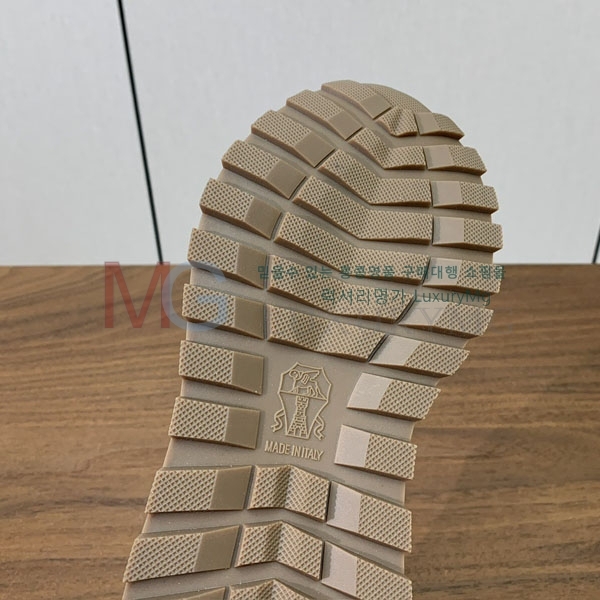 ���ڷ� ��ġ�ڸ� ����Ŀ�� BC055403-7